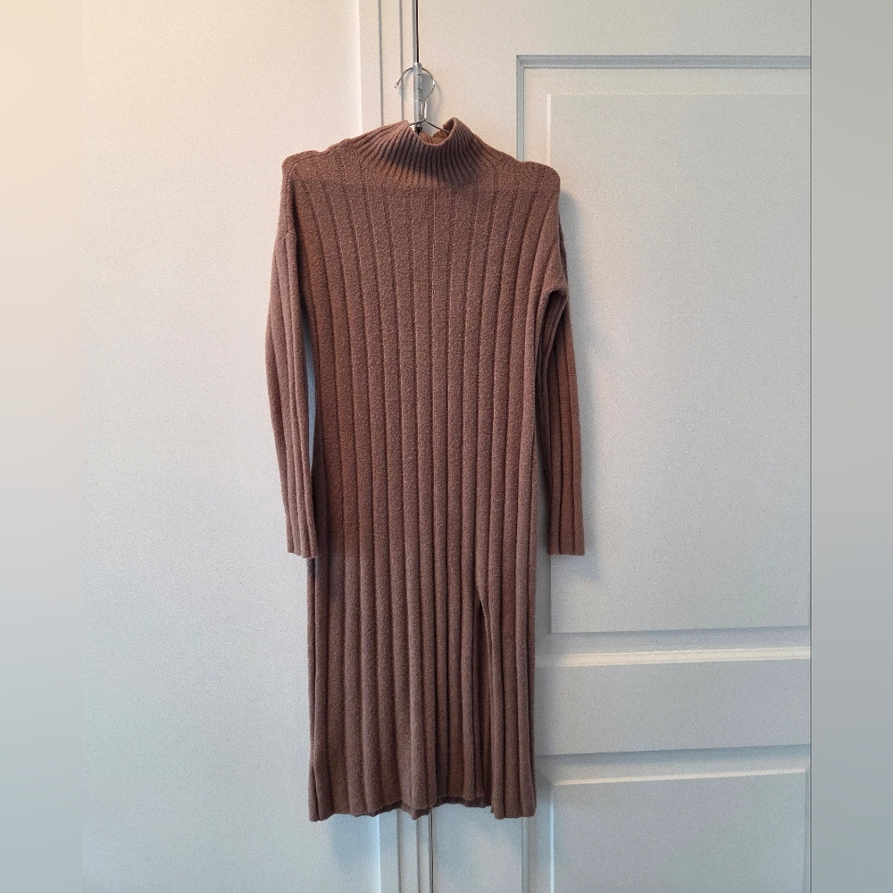 Abercrombie & Fitch Long Sleeve Mock Neck Dress